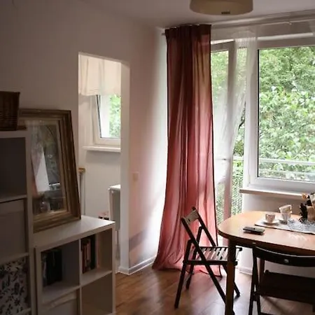 Mieszkanie Wsrod Bzow Apartment Warsaw