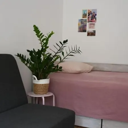 Mieszkanie Wsrod Bzow Apartment Warsaw